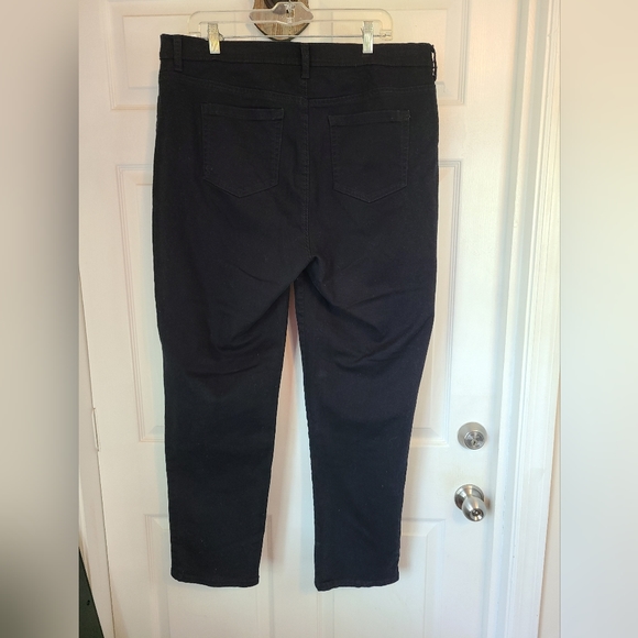 Style & Co. Denim Woman's Stright Leg Jeans, Size: 16W Color: Black - Picture 10 of 12